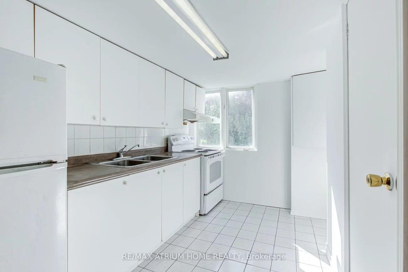 165, Florence, Lansing-Westgate, Toronto