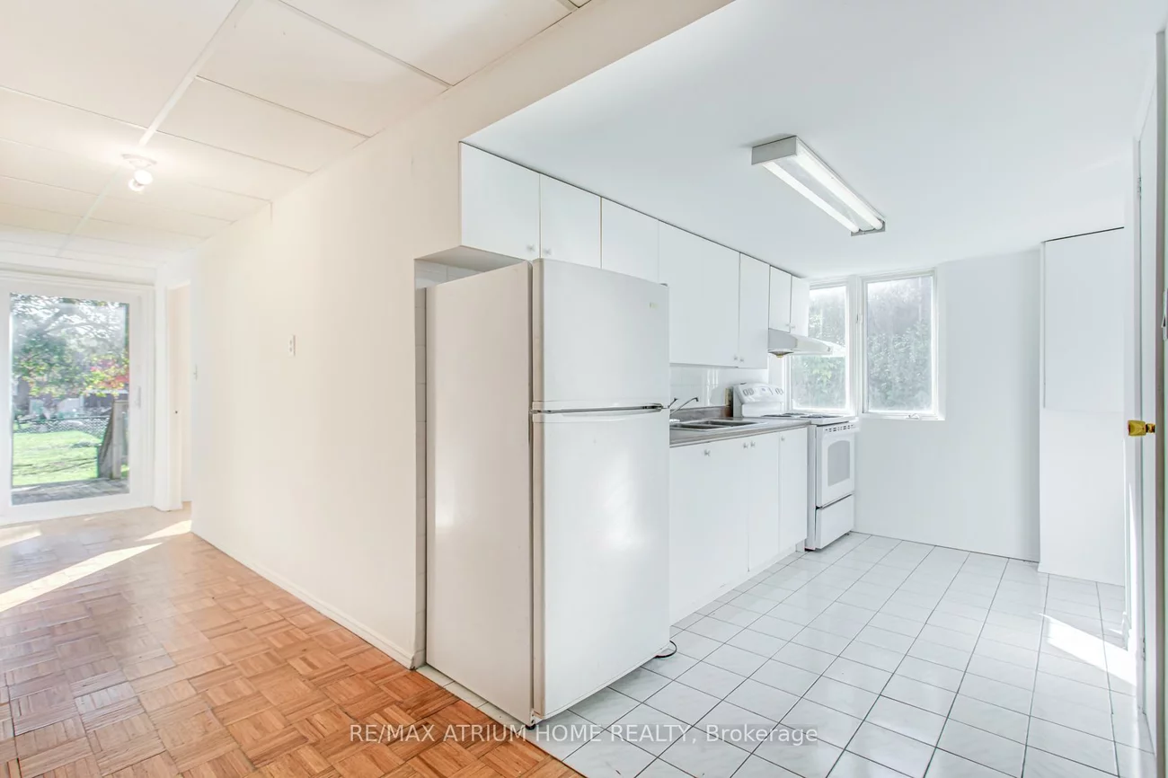 165, Florence, Lansing-Westgate, Toronto