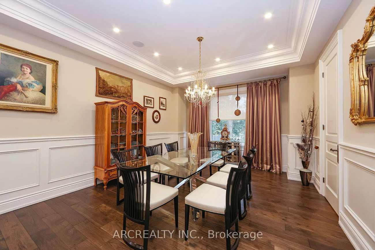 188, Alfred, Willowdale East, Toronto