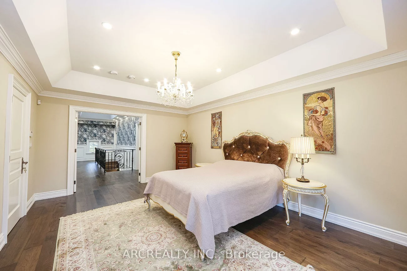 188, Alfred, Willowdale East, Toronto