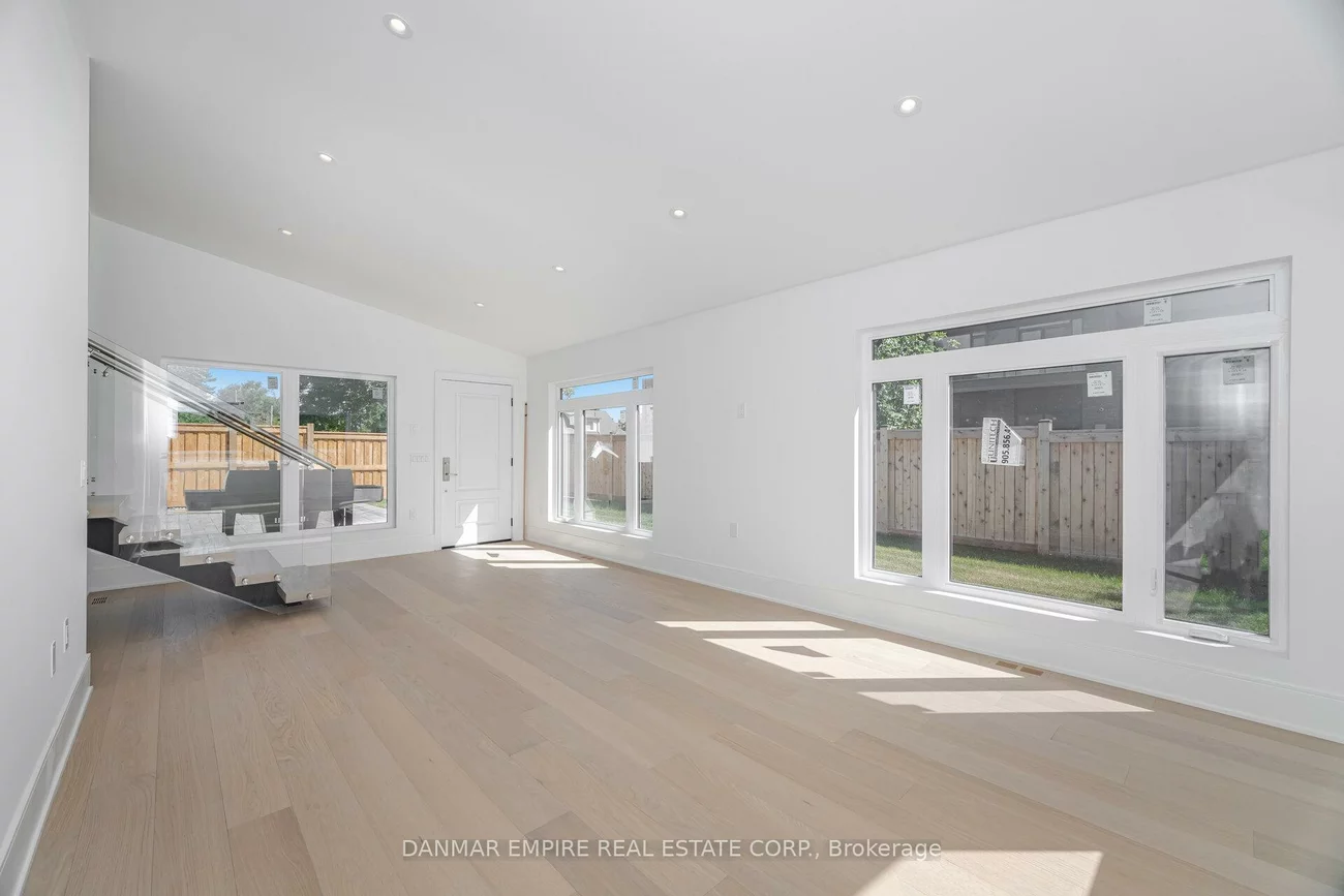 6, Casino, Bathurst Manor, Toronto