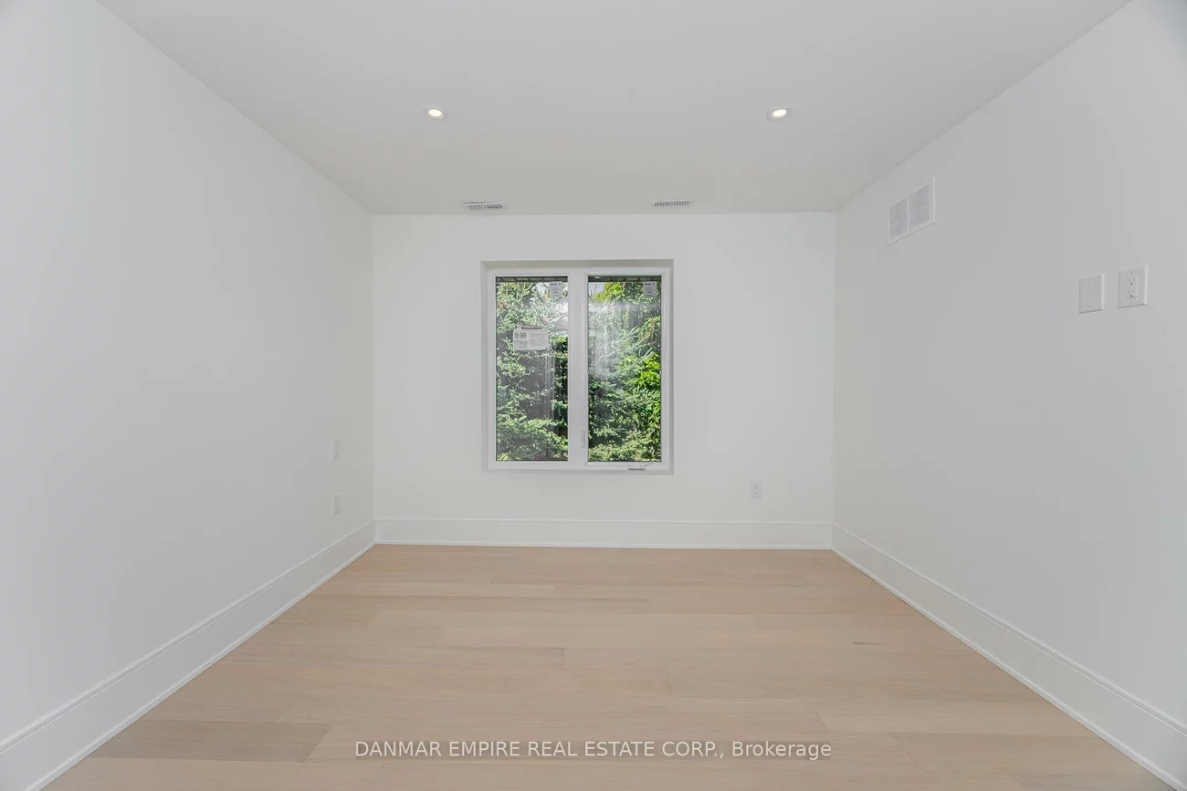 6, Casino, Bathurst Manor, Toronto