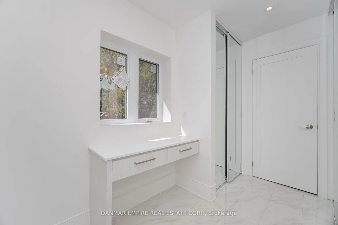 6, Casino, Bathurst Manor, Toronto