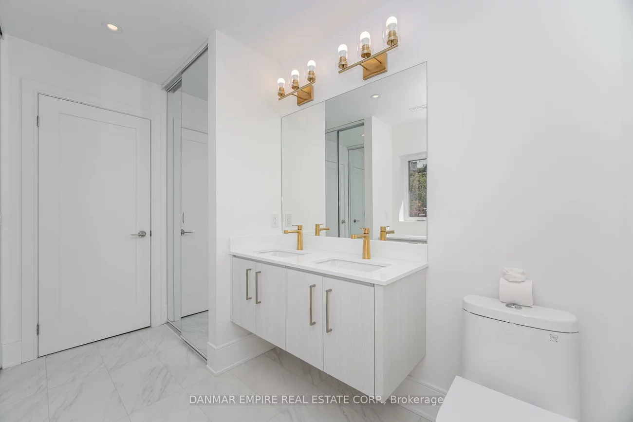 6, Casino, Bathurst Manor, Toronto