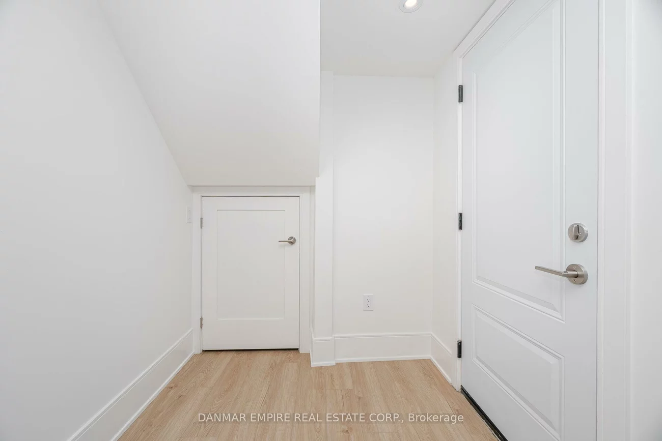 6, Casino, Bathurst Manor, Toronto