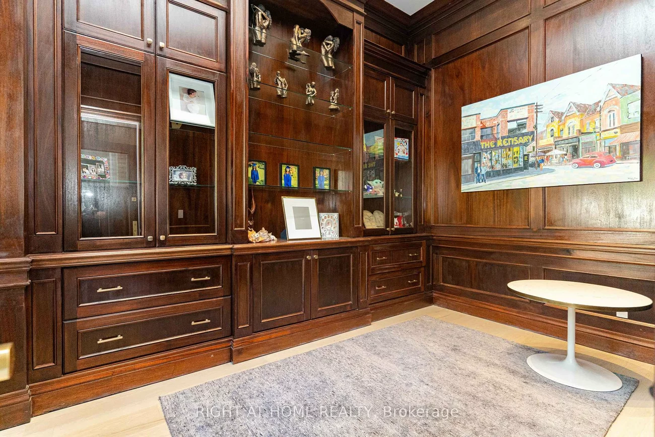 377, Brooke, Bedford Park-Nortown, Toronto