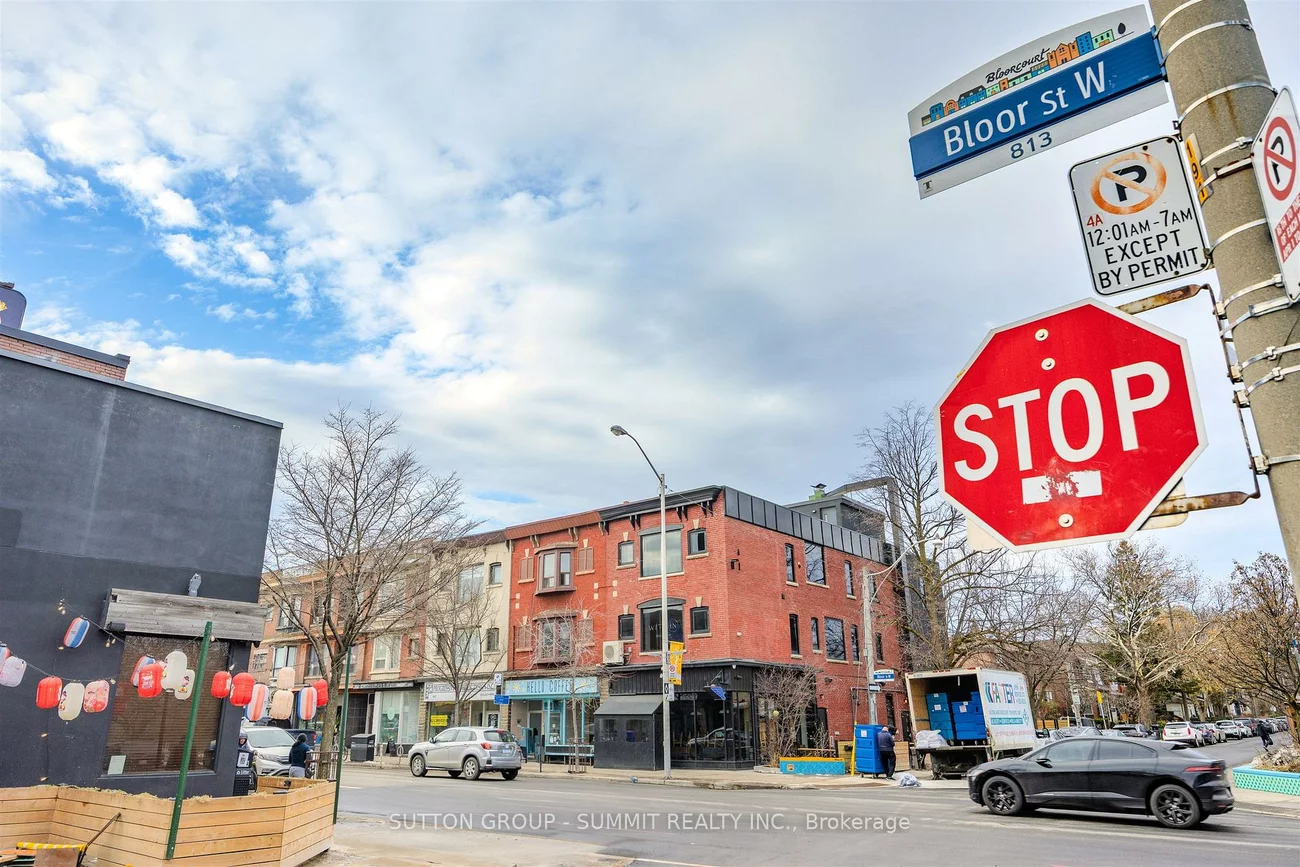 811, Bloor, Palmerston-Little Italy, Toronto