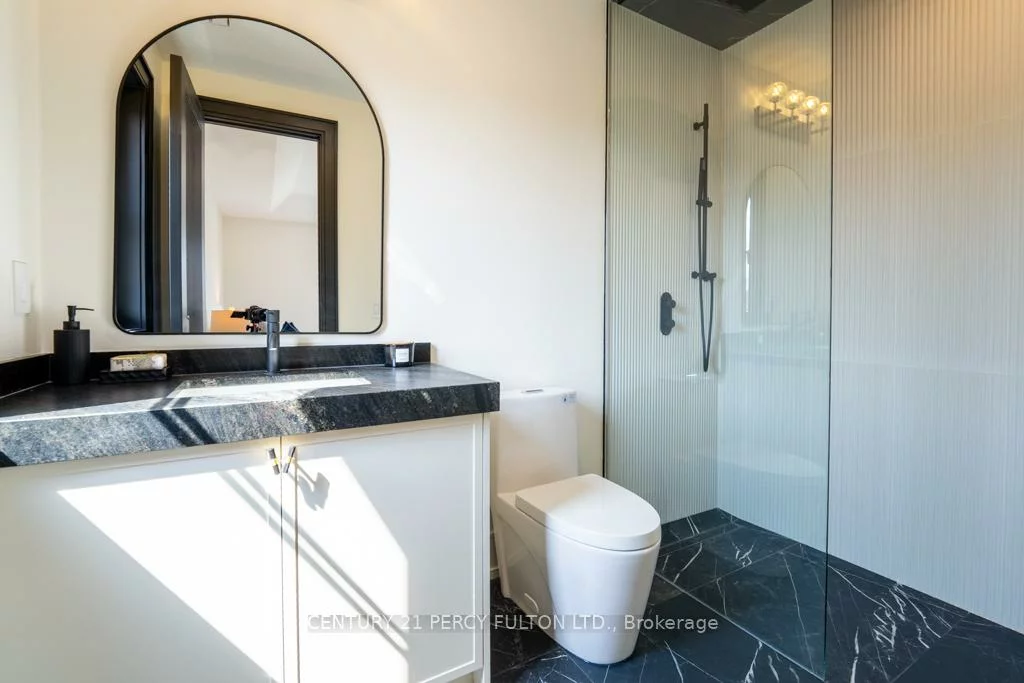 210, Homewood, Newtonbrook West, Toronto