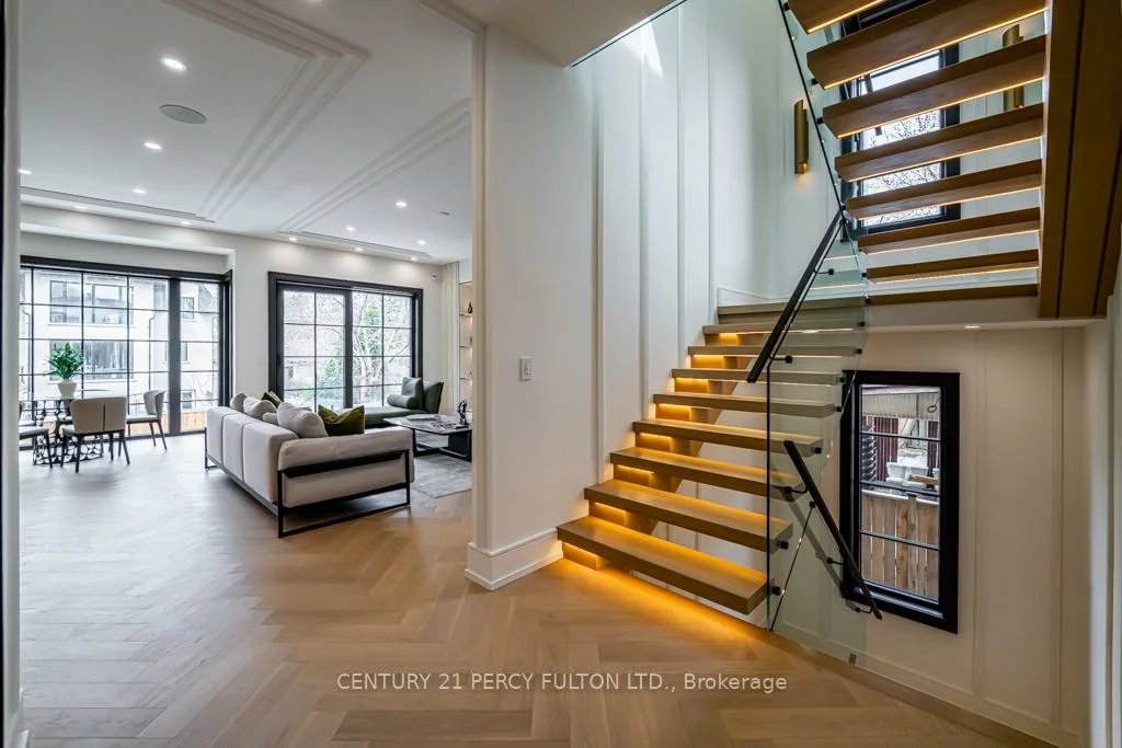 210, Homewood, Newtonbrook West, Toronto