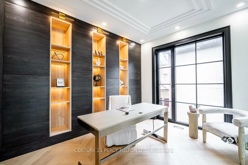 210, Homewood, Newtonbrook West, Toronto