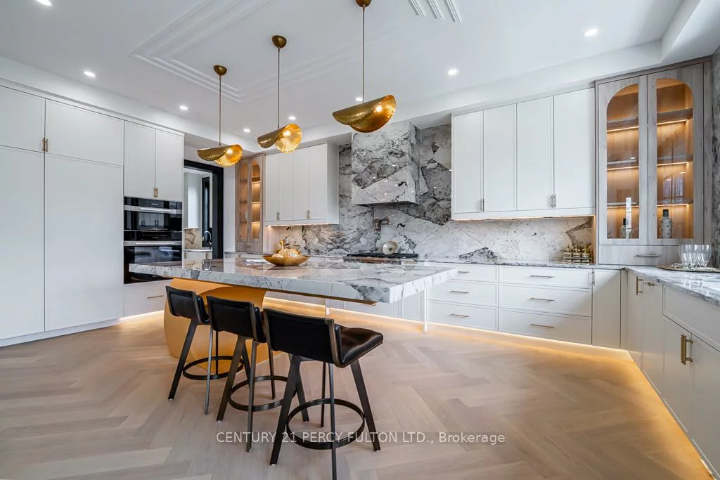 210, Homewood, Newtonbrook West, Toronto