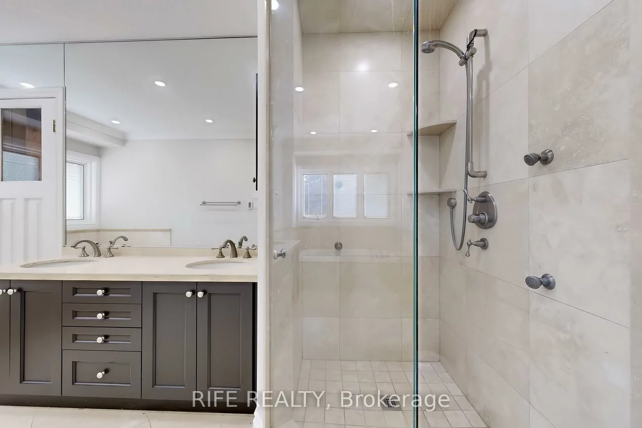 8, Elliotwood, St. Andrew-Windfields, Toronto