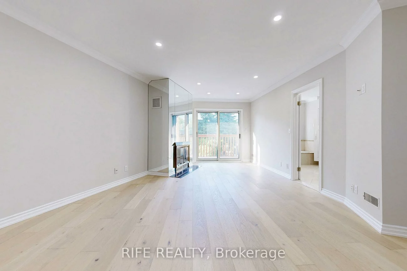 8, Elliotwood, St. Andrew-Windfields, Toronto