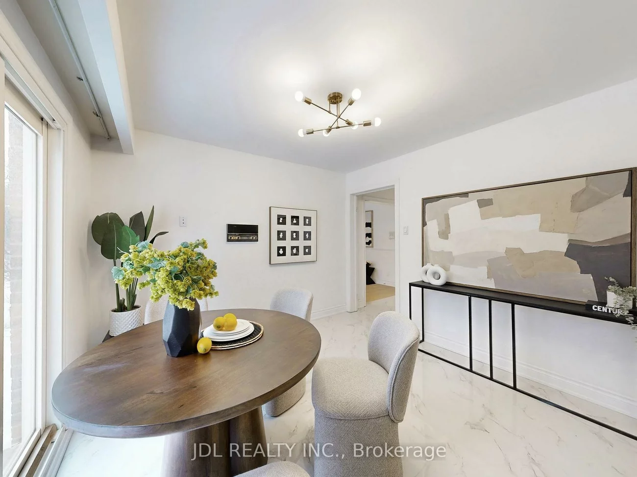 16, Clayland, Parkwoods-Donalda, Toronto