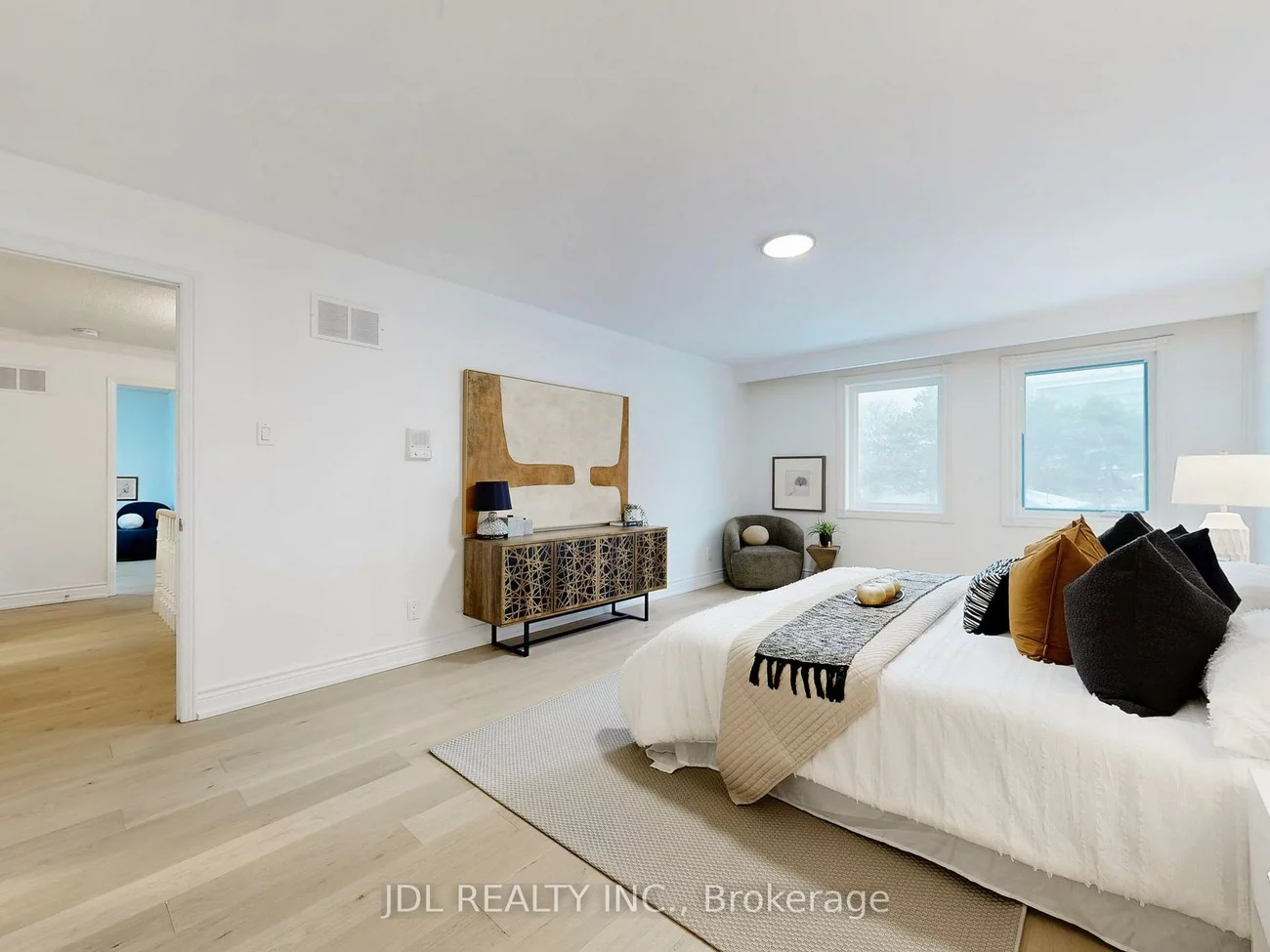 16, Clayland, Parkwoods-Donalda, Toronto