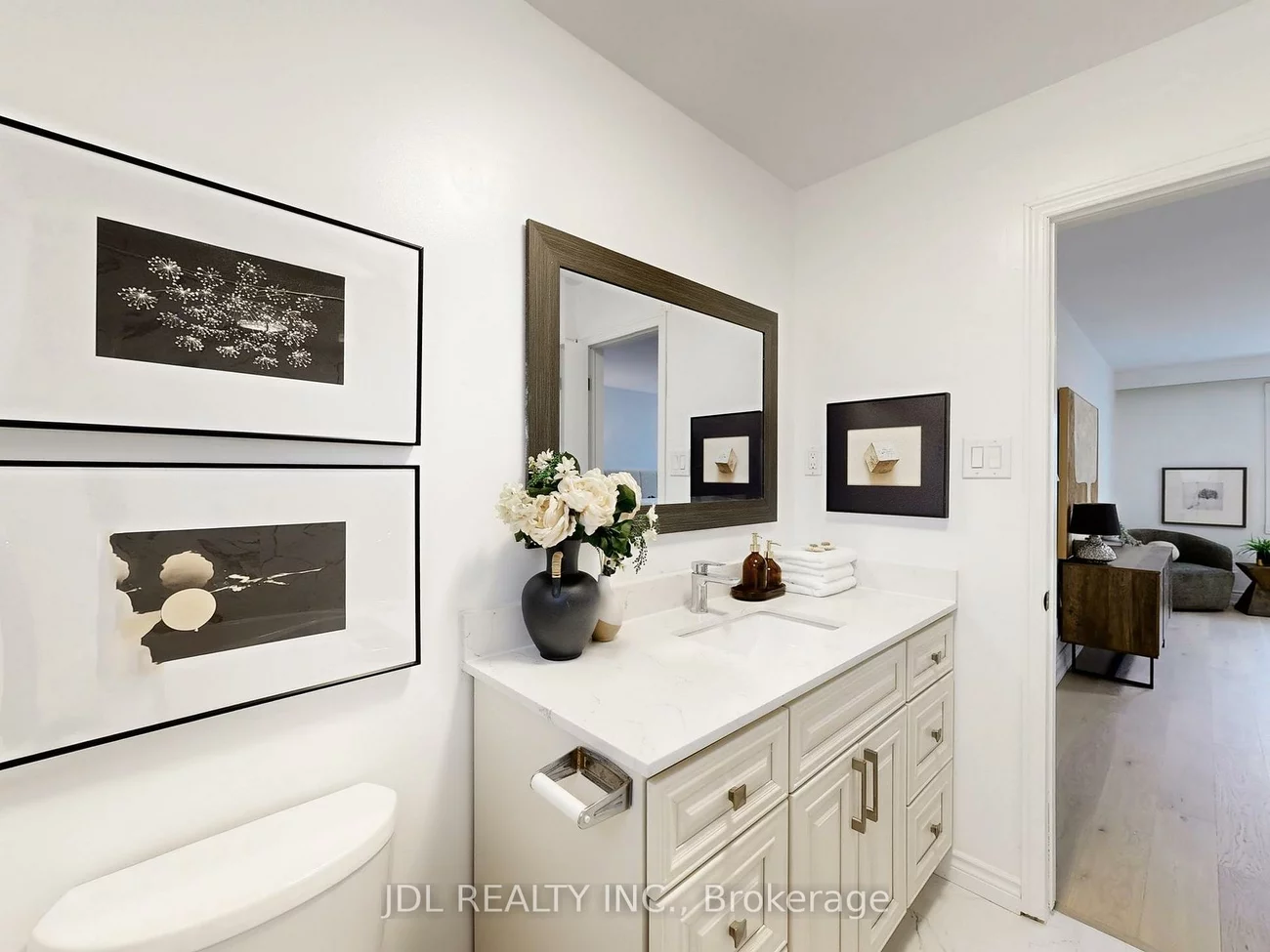 16, Clayland, Parkwoods-Donalda, Toronto