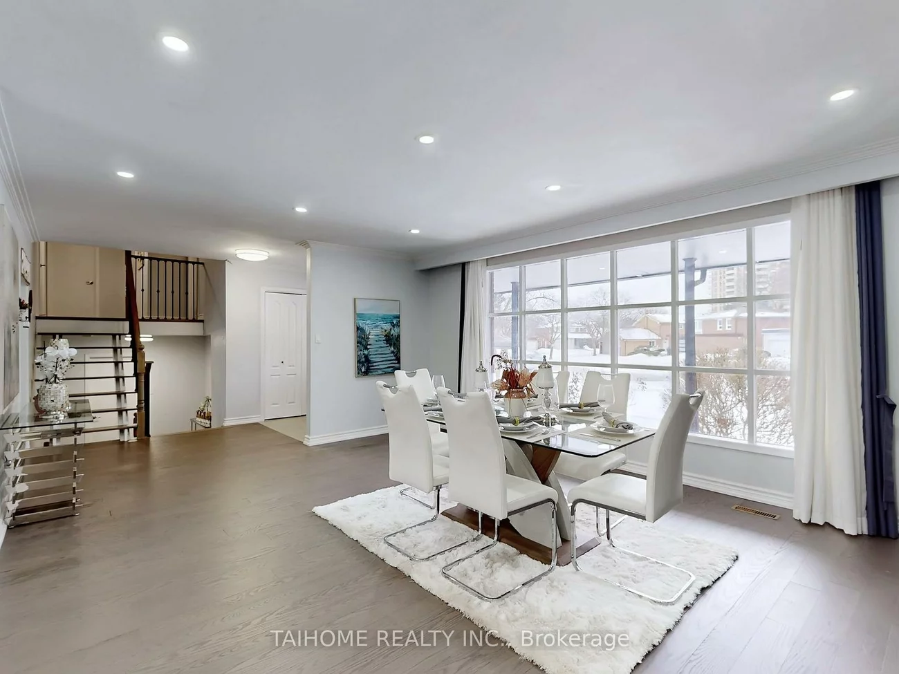 10, Centurion, Bayview Woods-Steeles, Toronto