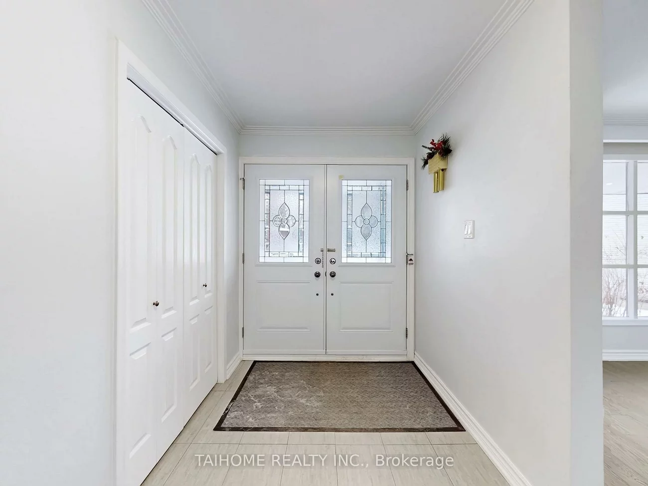 10, Centurion, Bayview Woods-Steeles, Toronto