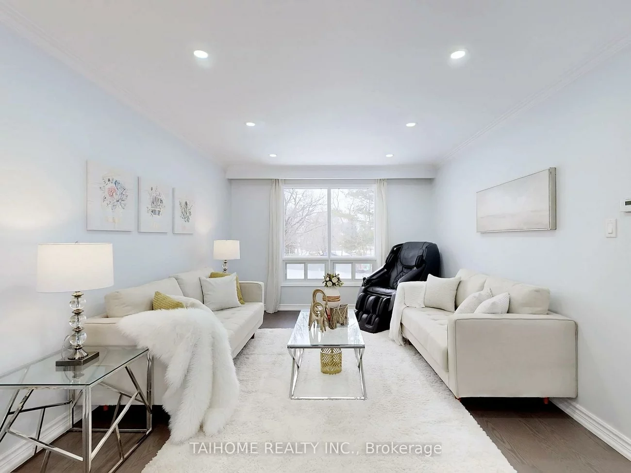 10, Centurion, Bayview Woods-Steeles, Toronto