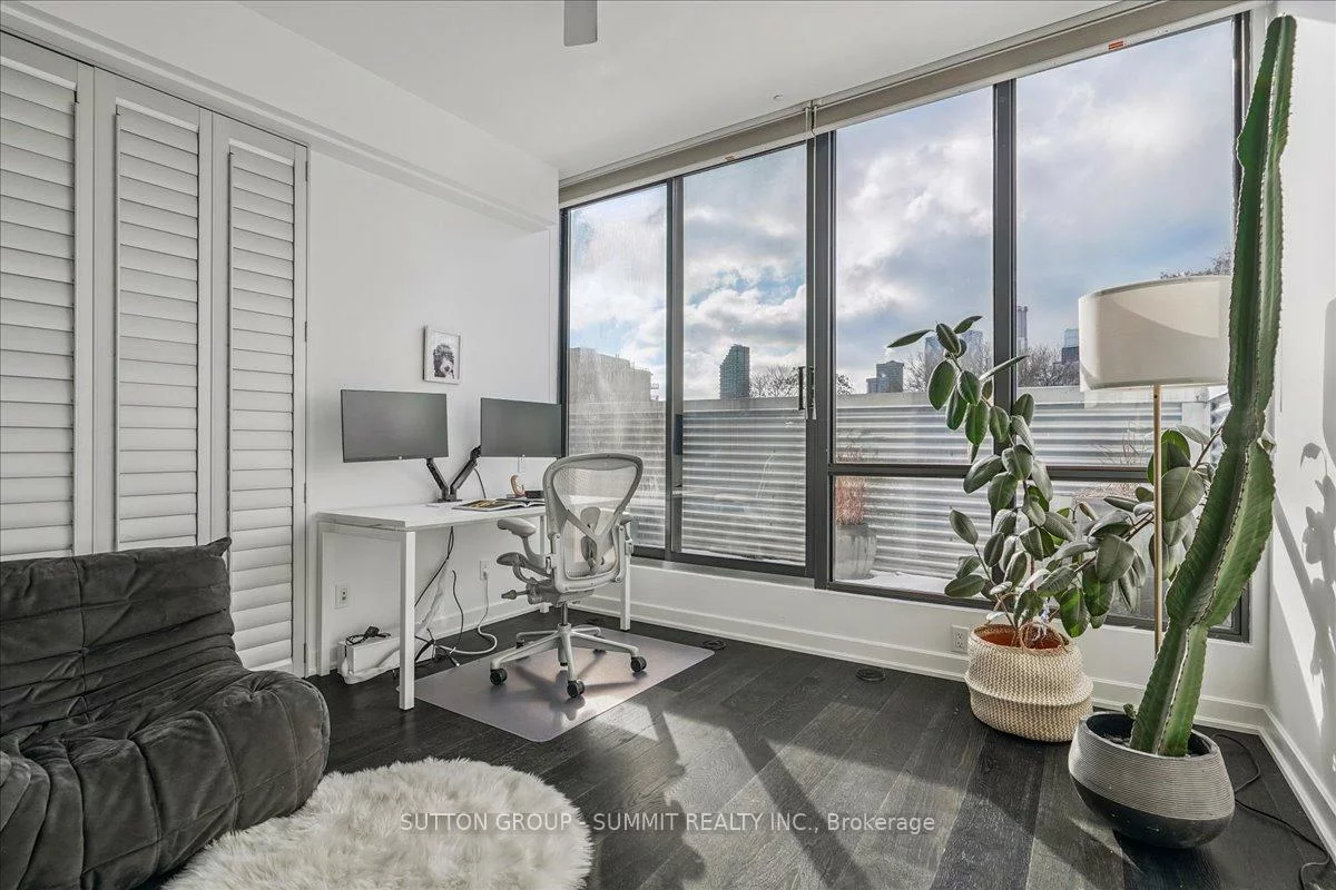 13, Gilead, Moss Park, Toronto