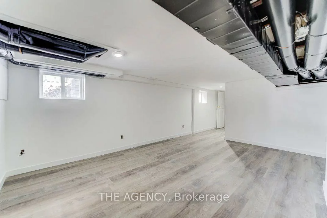 259, Robina, Oakwood Village, Toronto