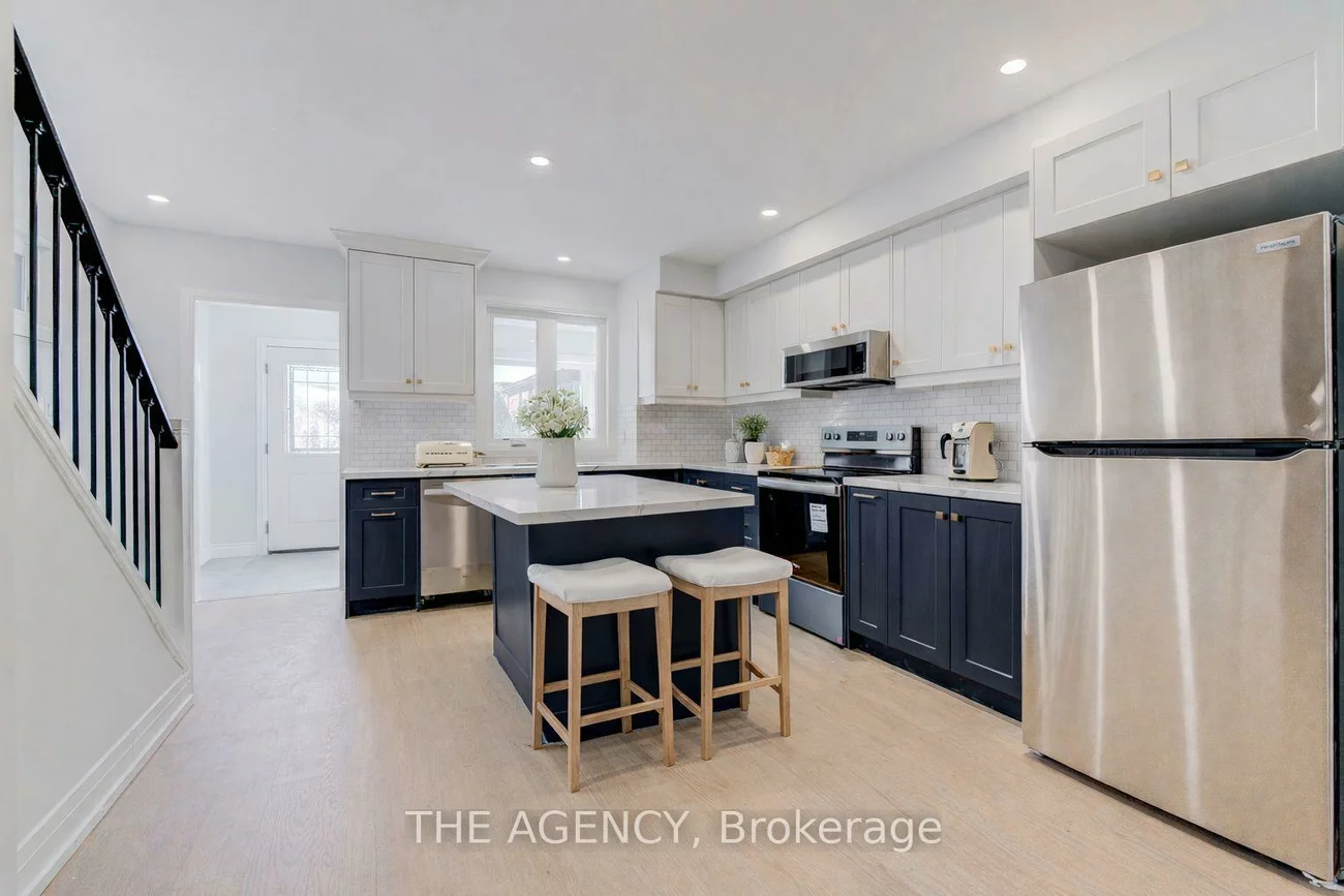 259, Robina, Oakwood Village, Toronto