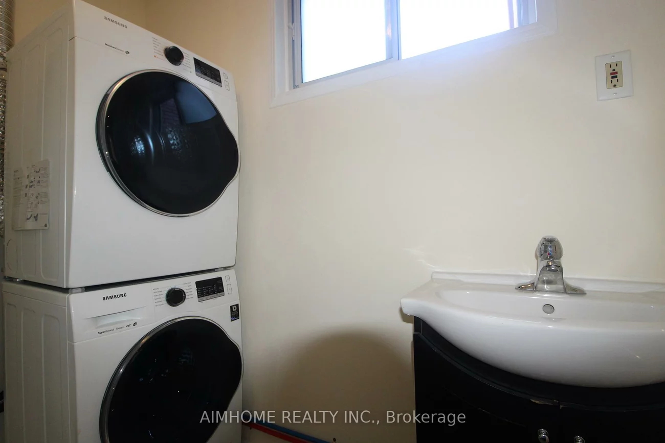 303, St Helens, Dufferin Grove, Toronto