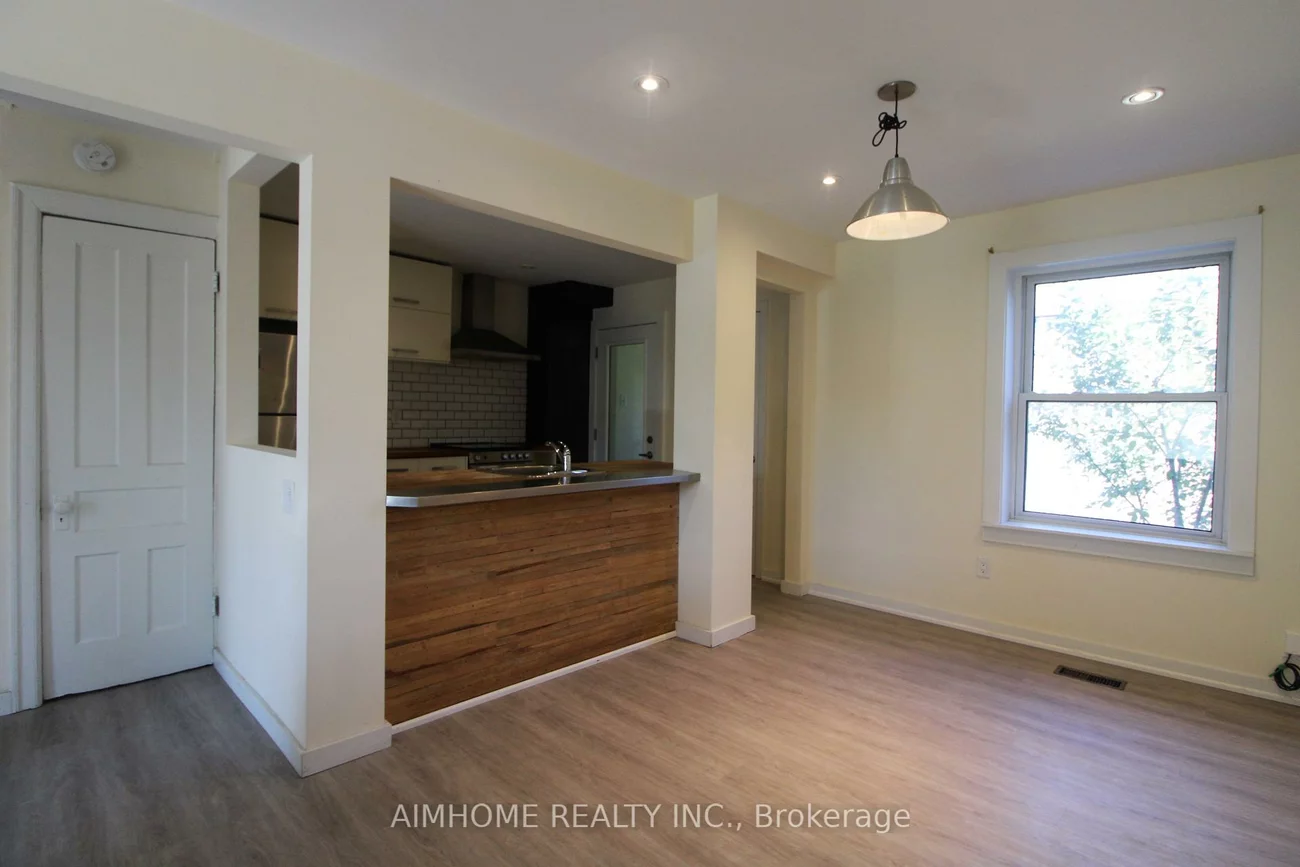 303, St Helens, Dufferin Grove, Toronto