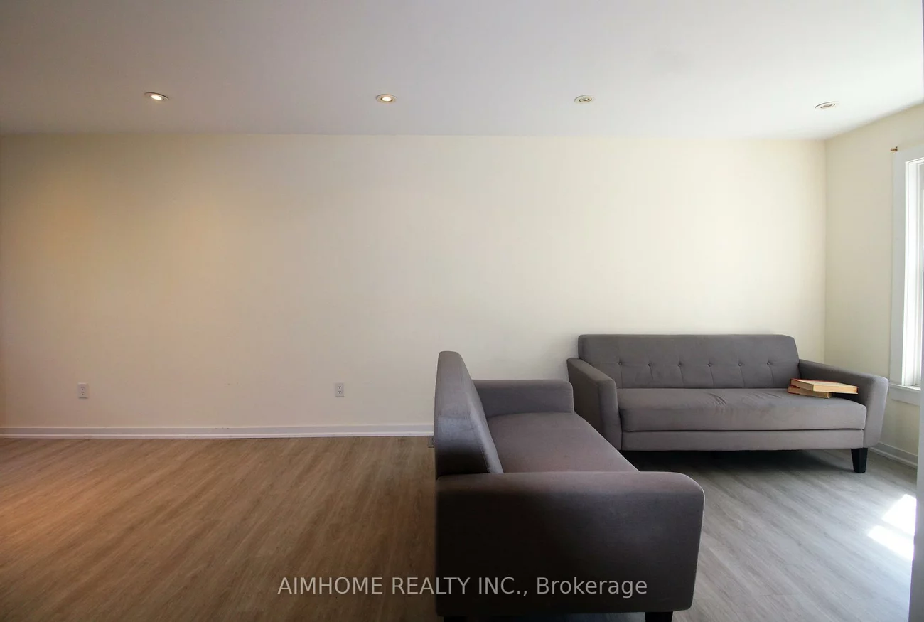 303, St Helens, Dufferin Grove, Toronto