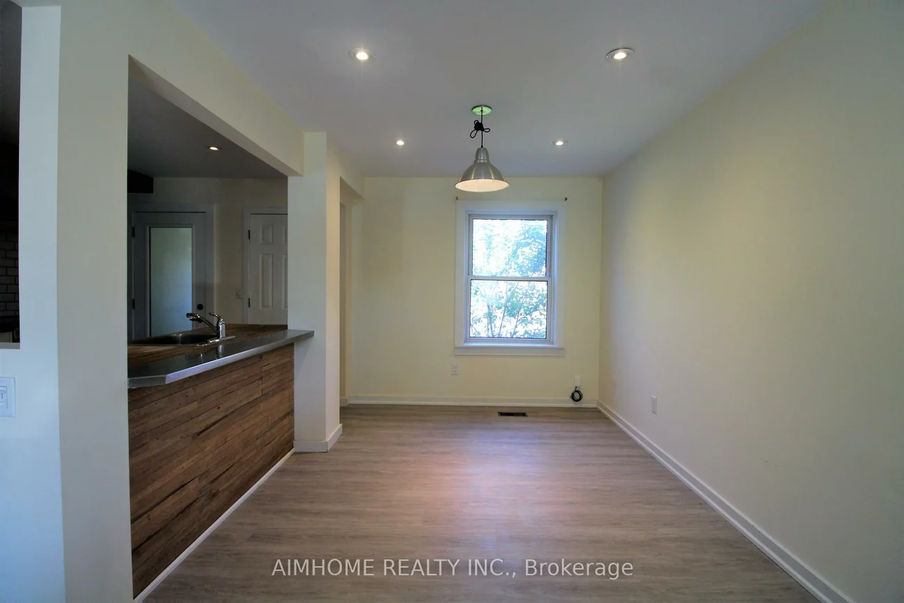 303, St Helens, Dufferin Grove, Toronto