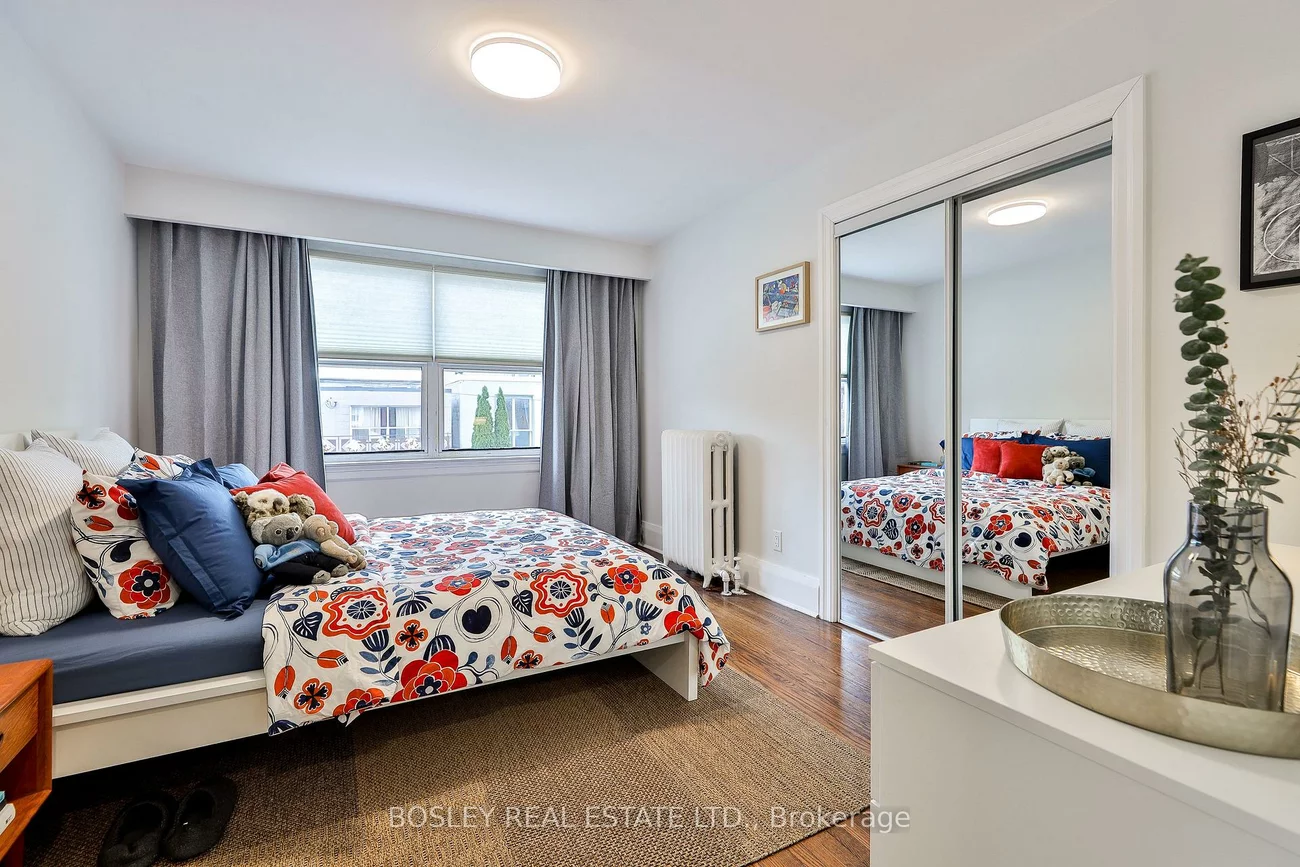 663, Vaughan, Oakwood Village, Toronto