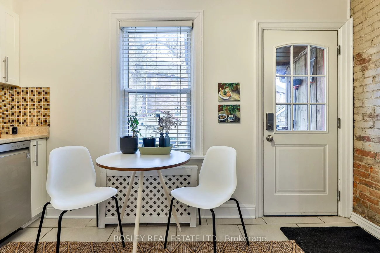 663, Vaughan, Oakwood Village, Toronto