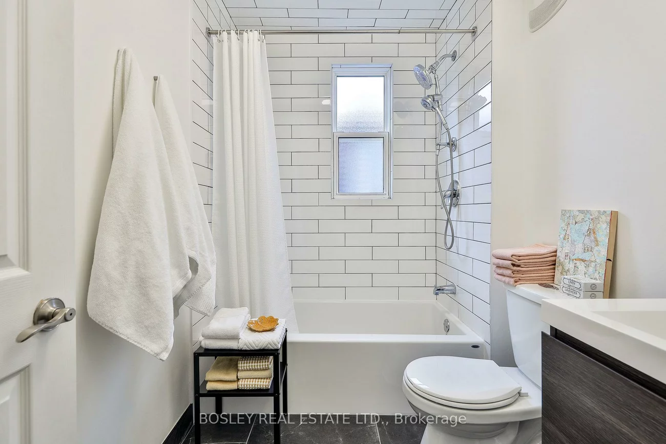 663, Vaughan, Oakwood Village, Toronto