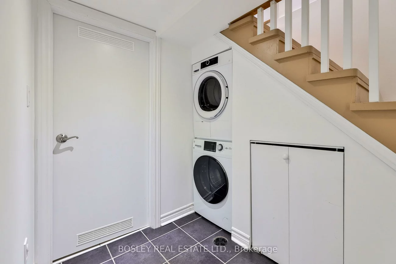 663, Vaughan, Oakwood Village, Toronto