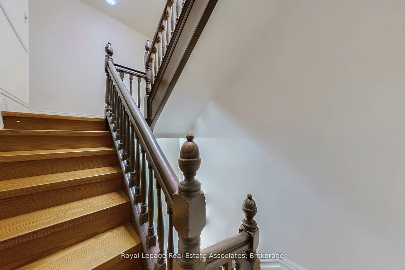 143, Seaton, Moss Park, Toronto