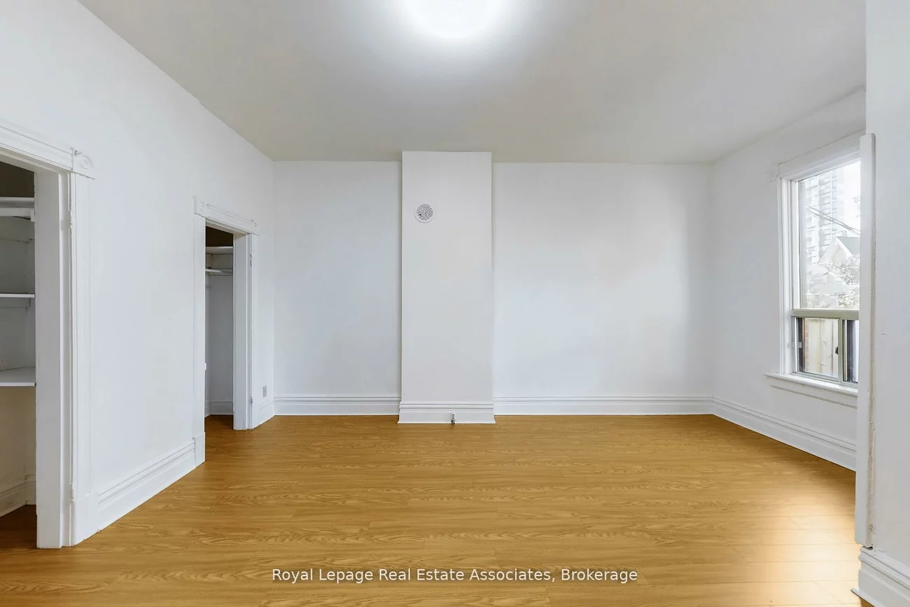 143, Seaton, Moss Park, Toronto