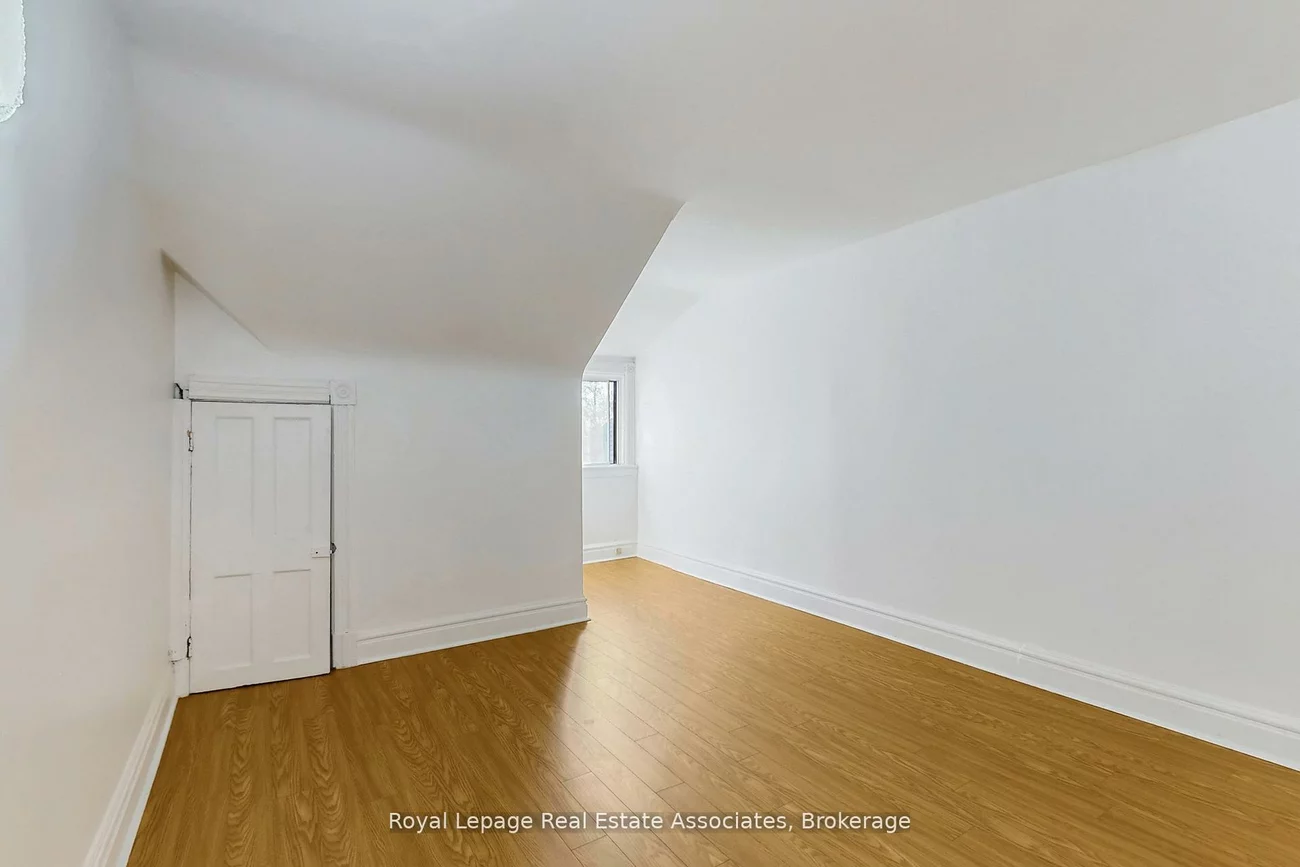 143, Seaton, Moss Park, Toronto