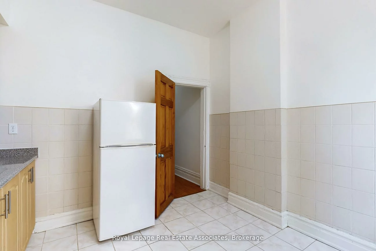 143, Seaton, Moss Park, Toronto