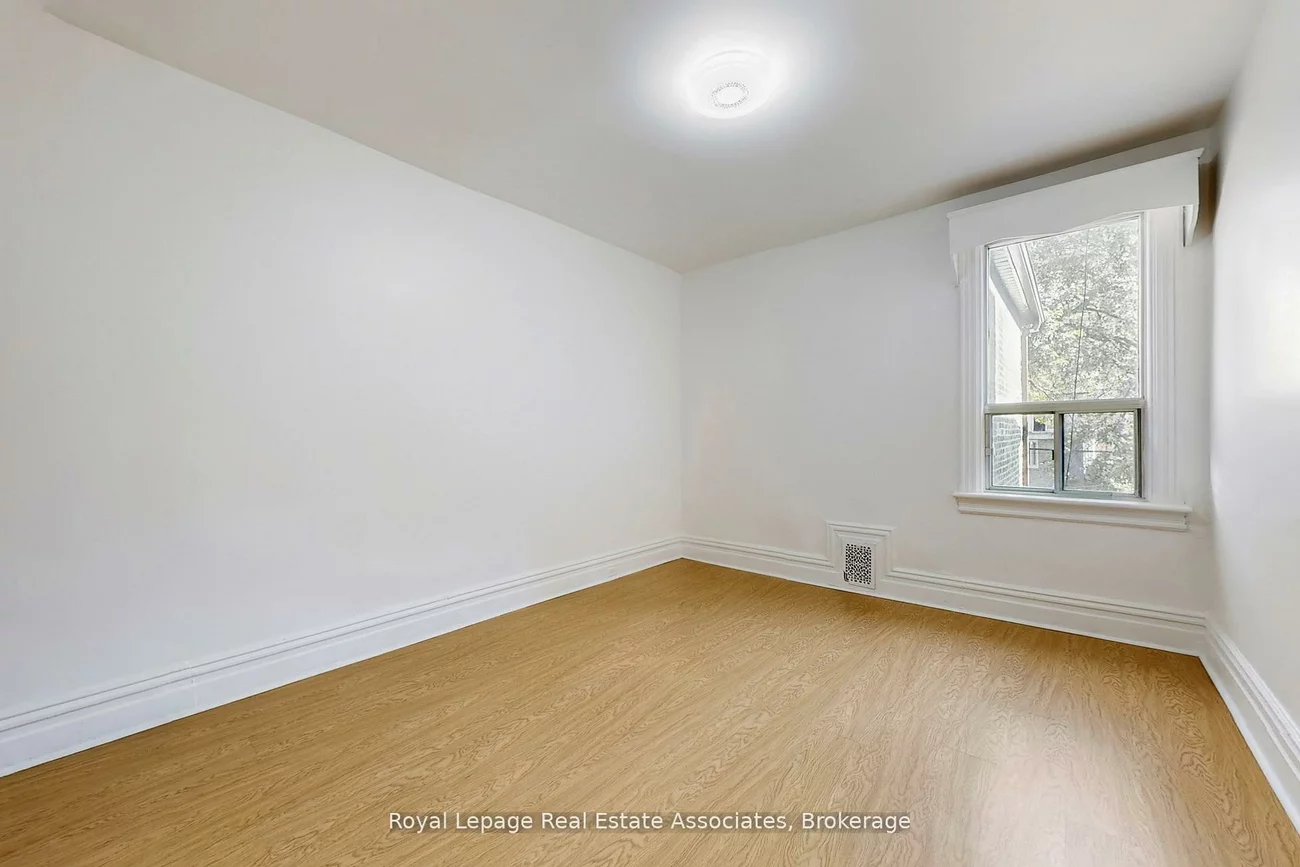 143, Seaton, Moss Park, Toronto