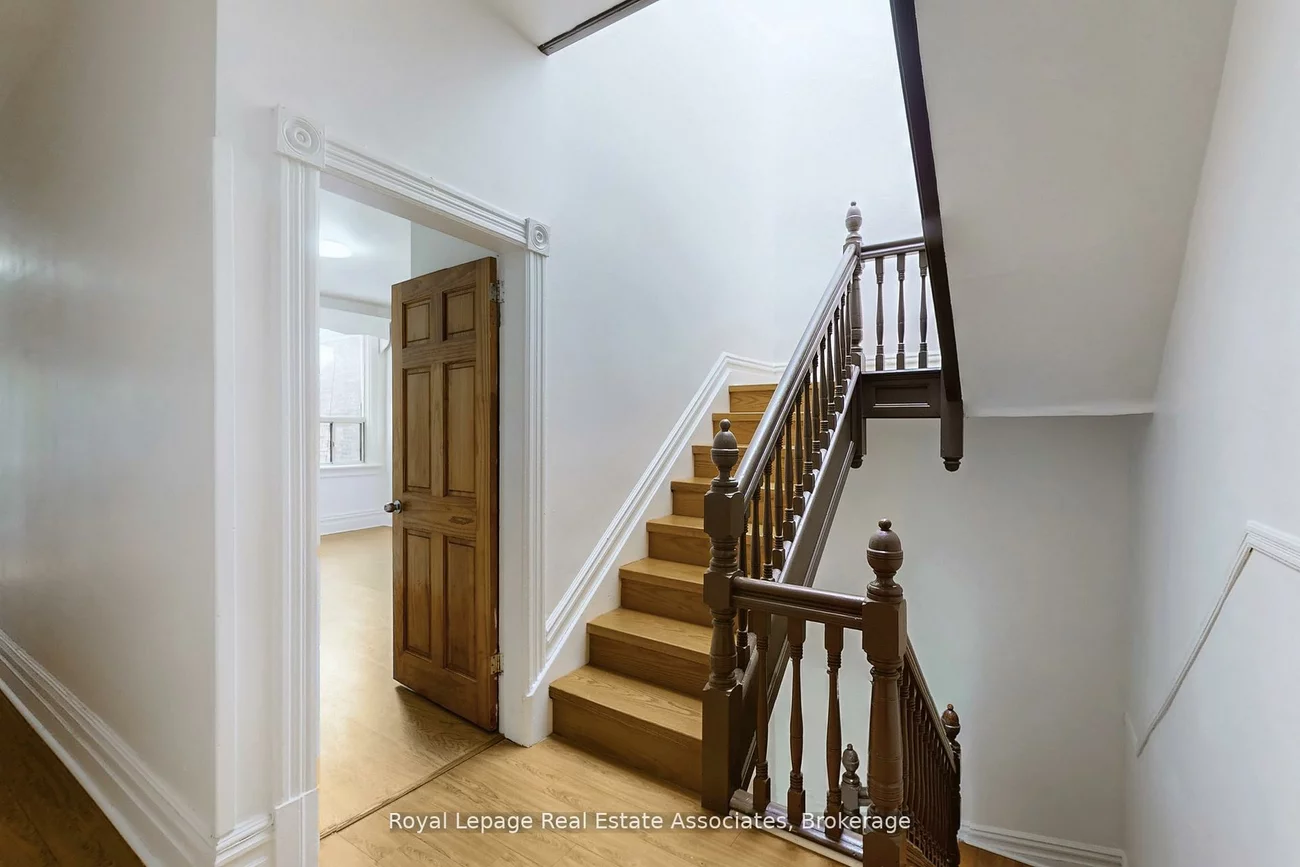 143, Seaton, Moss Park, Toronto