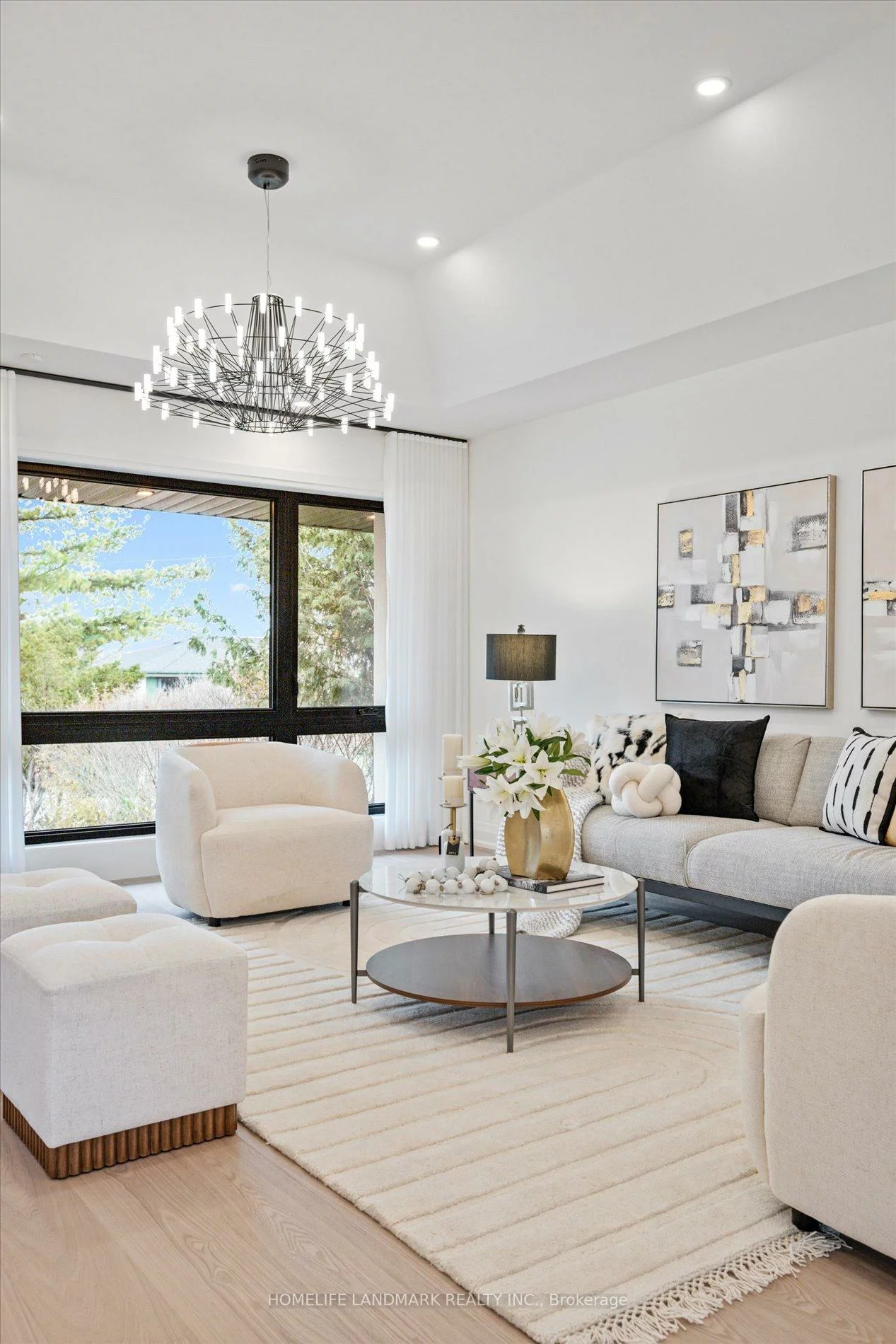 25, Sutcliffe, Bayview Village, Toronto