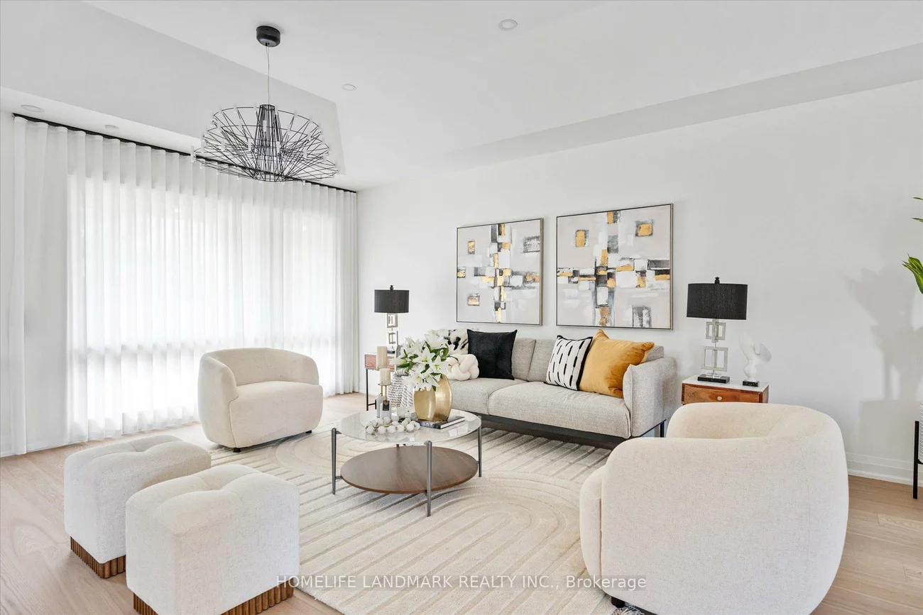 25, Sutcliffe, Bayview Village, Toronto