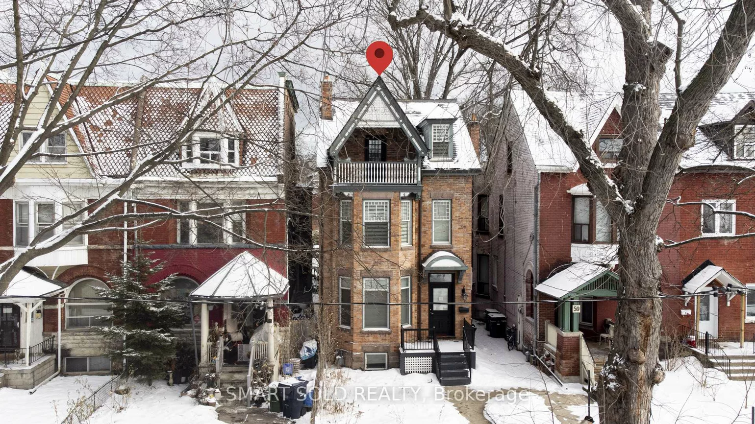 61, Brunswick, University, Toronto