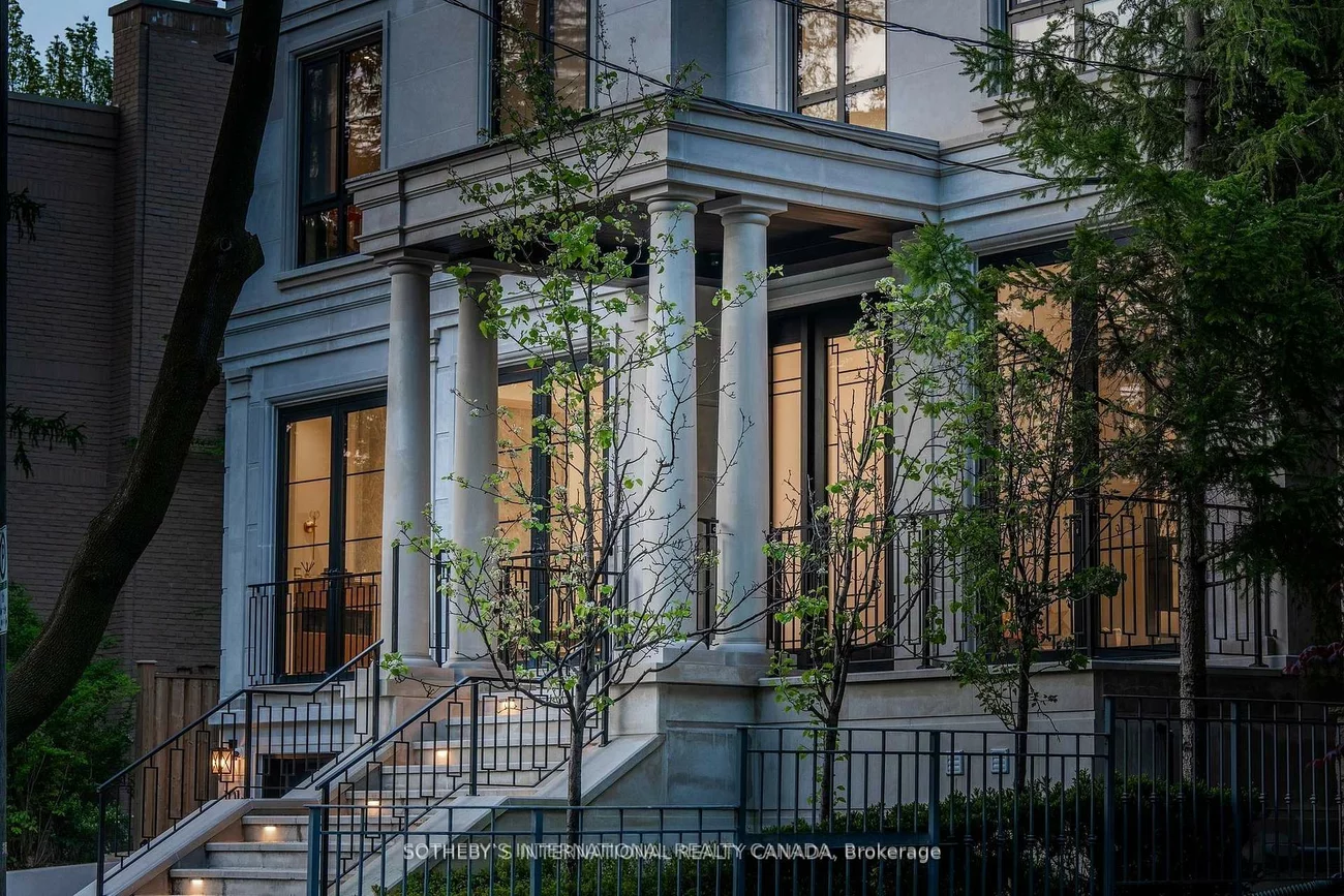 101, Dunloe, Forest Hill South, Toronto