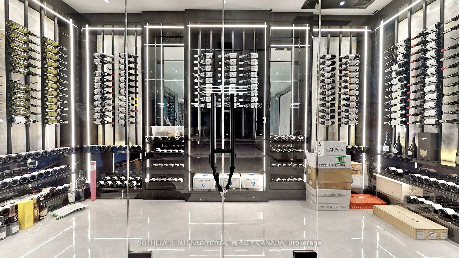 101, Dunloe, Forest Hill South, Toronto