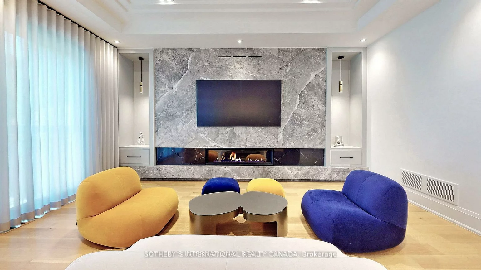 101, Dunloe, Forest Hill South, Toronto