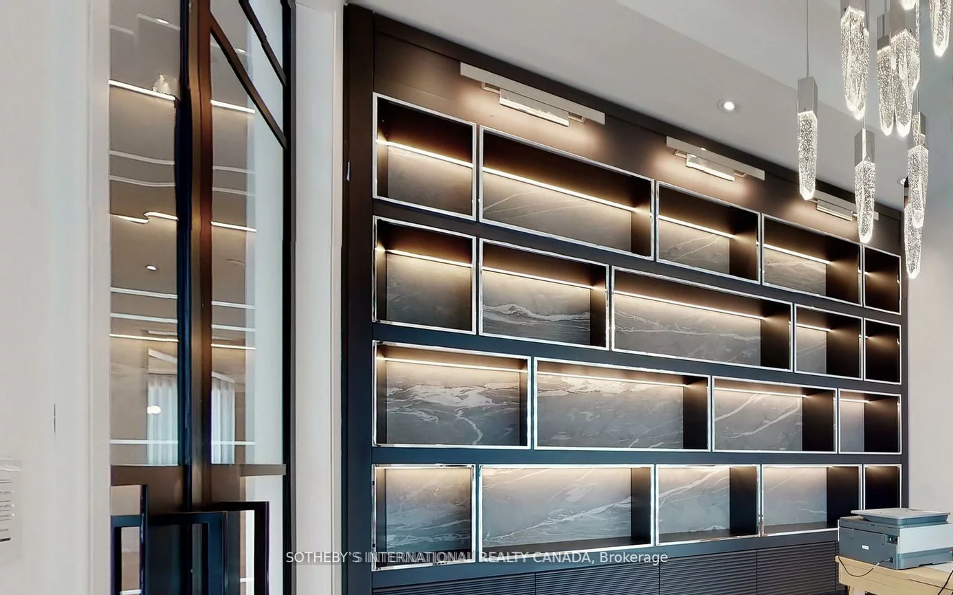 101, Dunloe, Forest Hill South, Toronto