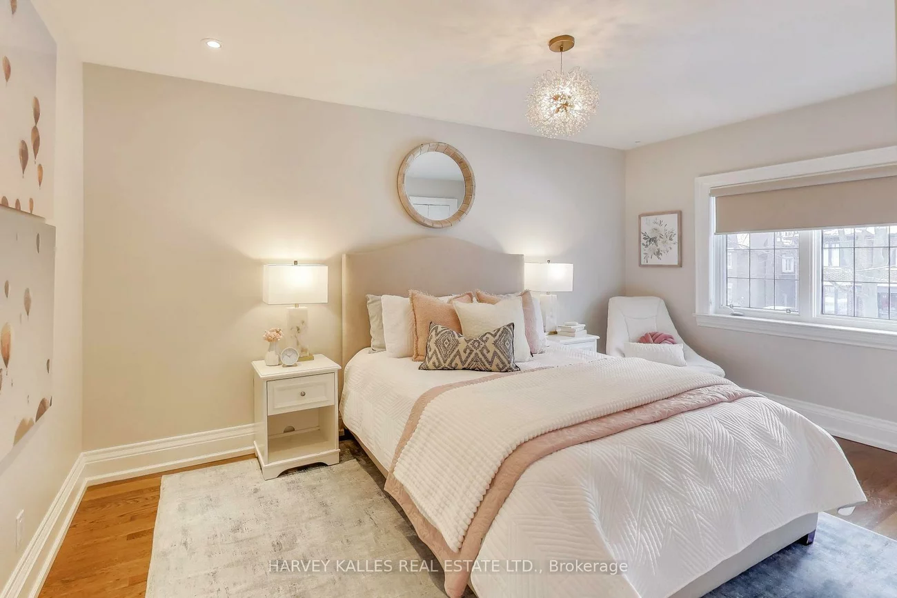 72, Cheritan, Lawrence Park South, Toronto