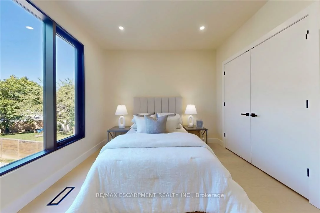 28, Dunsmore, Clanton Park, Toronto