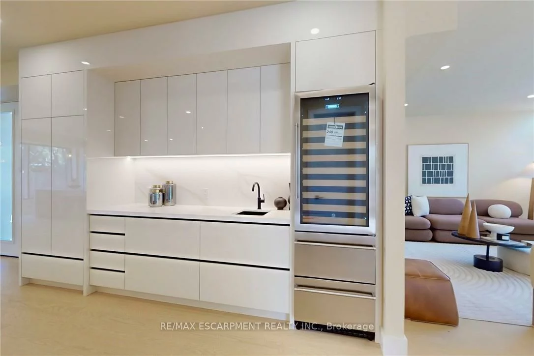 28, Dunsmore, Clanton Park, Toronto